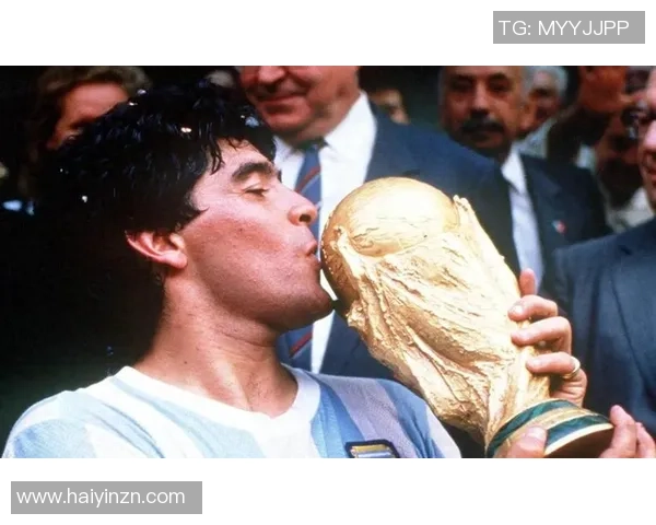 美国足球明星盘点:他们在绿茵场上的辉煌成就与影响力